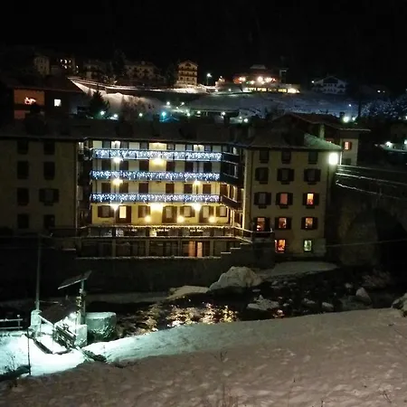 Отель Tavernier 3*