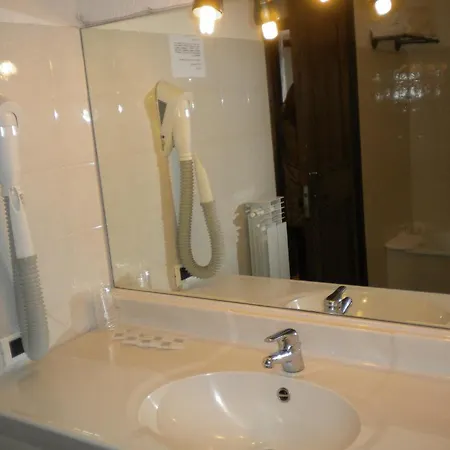 Tavernier Hotel 3*