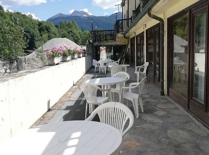 Отель Tavernier 3*